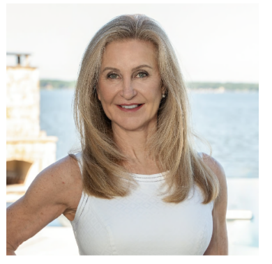 Debbie French with Ebby Halliday Cedar Creek Lake in TX advertising on LakeHouse.com
