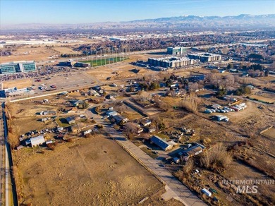 Bring your investors! Great location for so many things,. This - photo 15