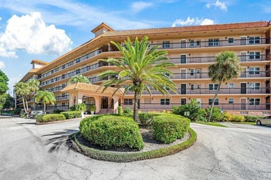 Charming 2-bedroom, 2-bath condo Sold fully furnished! Brand new - photo 5