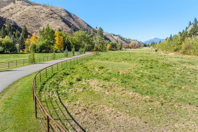 Set within the breathtaking and private Skalkaho Valley, Banks - photo 32
