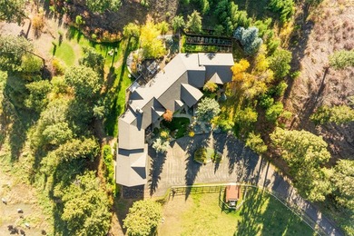 Set within the breathtaking and private Skalkaho Valley, Banks - photo 35