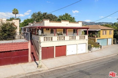 Silver Lake Reservoir Home Sale Pending in Los Angeles California