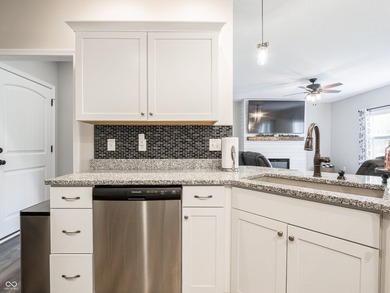 This well-maintained, custom-built home offers 3 bedrooms plus - photo 22