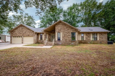 Lake Home For Sale in North Little Rock, Arkansas