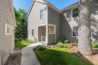 LOCATION-LOCATION-LOCATION! East Pointe Association -quiet end - photo 25