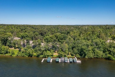 LOCATION-LOCATION-LOCATION! East Pointe Association -quiet end - photo 37