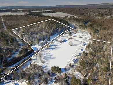 (private lake, pond, coastal) Commercial For Sale in Effort Pennsylvania