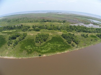 216 acres of undeveloped land on the Port Neches River, a deep - photo 2