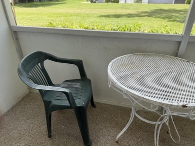 Welcome to this charming one-bedroom, one-and-a-half-bath - photo 12