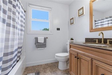 Stunning and meticulously maintained raised ranch in Warwick - photo 12