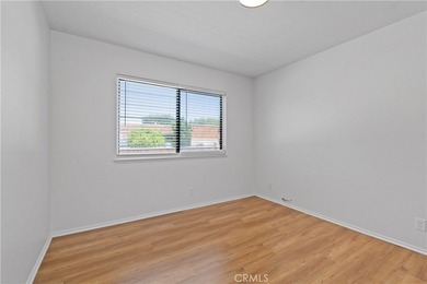 Nestled on the quiet Ridgecove Court S side in the highly - photo 14