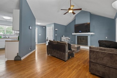 Beautiful 3 bedroom/2 bath home located in the quiet - photo 17