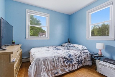 Stunning and meticulously maintained raised ranch in Warwick - photo 17