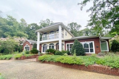 I. C. Lake Home For Sale in Mccomb Mississippi