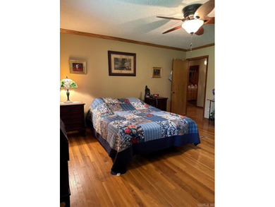 Lovely home on the Indian Hills Golf Course. 3 Bedroom 2 and 1/2 - photo 36