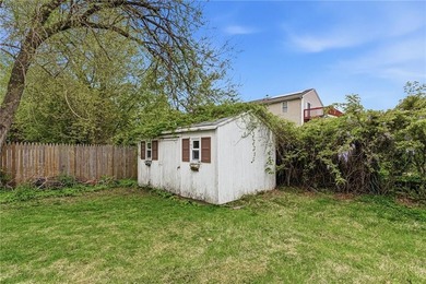 Stunning and meticulously maintained raised ranch in Warwick - photo 36