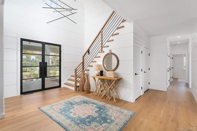 Set on 0.63 acres with waterside pool and 110Ft of bulkhead - photo 21