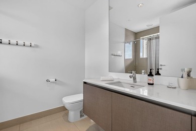Experience luxury living in the heart of Aventura! This - photo 27