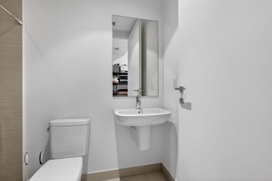 Experience luxury living in the heart of Aventura! This - photo 31