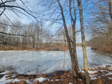 Pinetree Lake Lot Sale Pending in Long Pond Pennsylvania