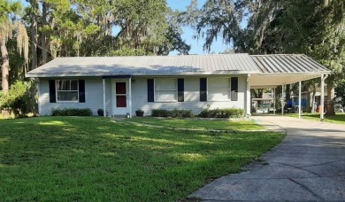 Lake Rousseau Home For Sale in Inglis Florida