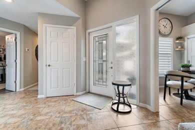 Beautifully updated 3BR/2BA villa located in the desirable - photo 10