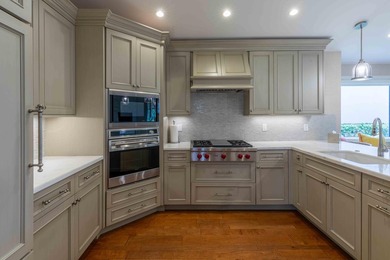 Stunning patio home that has been totally renovated with - photo 10