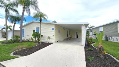 (private lake, pond, coastal) Home For Sale in Punta Gorda Florida