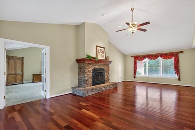 Welcome home! This beautiful maintained, two-story brick estate - photo 10