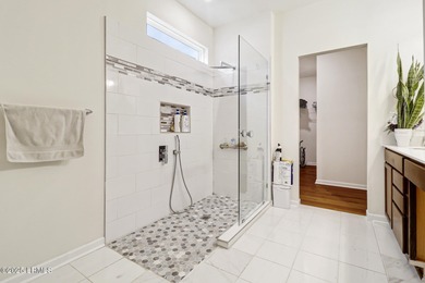 Ideal for active adults, downsizers, or families seeking comfort