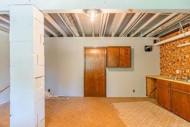 Lake life at its finest-fully furnished and move-in ready - photo 38