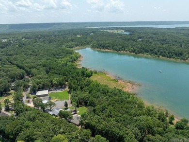 Lake life at its finest-fully furnished and move-in ready - photo 48