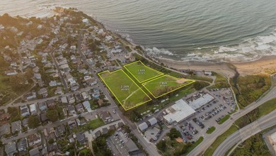 This phenomenal undeveloped 3 Parcel opportunity includes 3 lots - photo 4