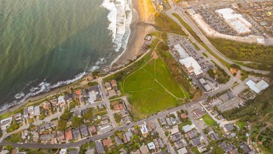 This phenomenal undeveloped 3 Parcel opportunity includes 3 lots - photo 10