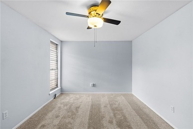 Welcome to this beautifully remodeled corner-unit townhouse - photo 22