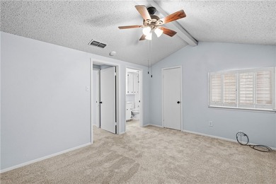 Welcome to this beautifully remodeled corner-unit townhouse - photo 25