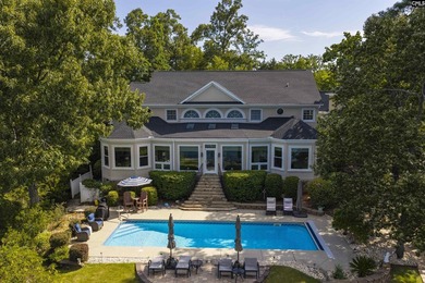 One of Lake Murray's most extraordinary waterfront retreats - photo 3