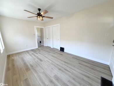 Step Inside To This Beautifully Updated 2 Bed, 1 Bath Home - photo 7