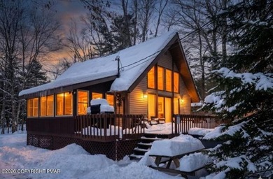 Lake Guenevere Home For Sale in Pocono Lake Pennsylvania