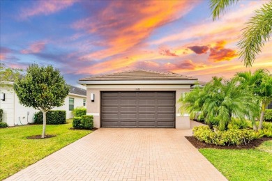 (private lake, pond, creek) Home For Sale in Port Saint Lucie Florida