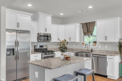 Call, text, or email Michelle for questions or private showing - photo 14