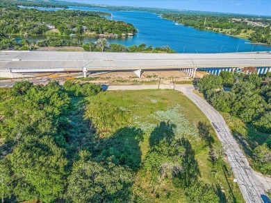 This prime piece of real estate in Lake Worth offers a fantastic - photo 5