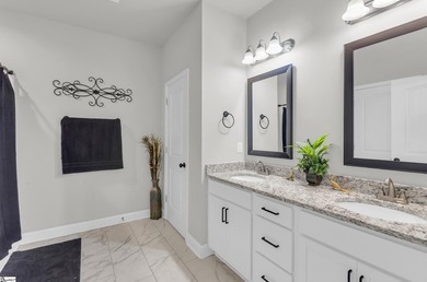 Call, text, or email Michelle for questions or private showing - photo 17