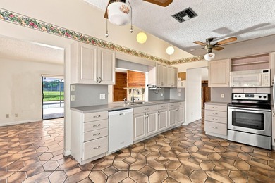 Spacious 4-bedroom, 2-bathroom pool home offering incredible - photo 27