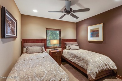 MICA BAY WATERFRONT RETREAT! Enjoy 183' of pristine deep water - photo 31