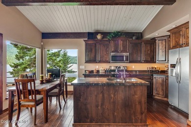 MICA BAY WATERFRONT RETREAT! Enjoy 183' of pristine deep water - photo 34