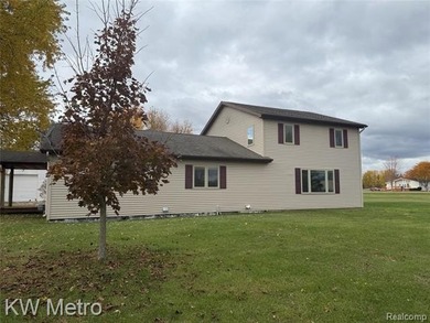 Lake Isabella Home Active Under Contract in Sherman Twp Michigan