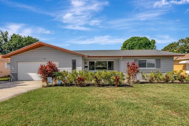 Lake Home For Sale in St. Petersburg, Florida