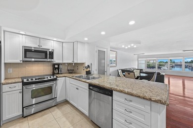 Boater's paradise awaits! This exceptional pet-friendly - photo 10