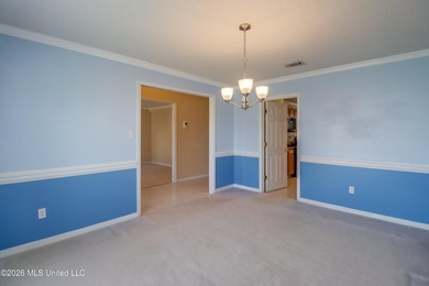 Spacious 4-Bedroom Home in Stonebridge Neighborhood Large - photo 14